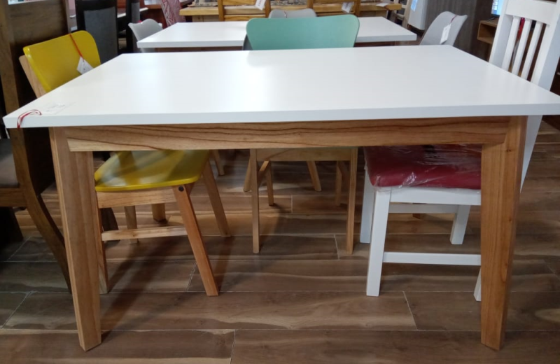 Mesa Mad Barulich  Mod.odin Tapa Blanca 1.30 X 0.85